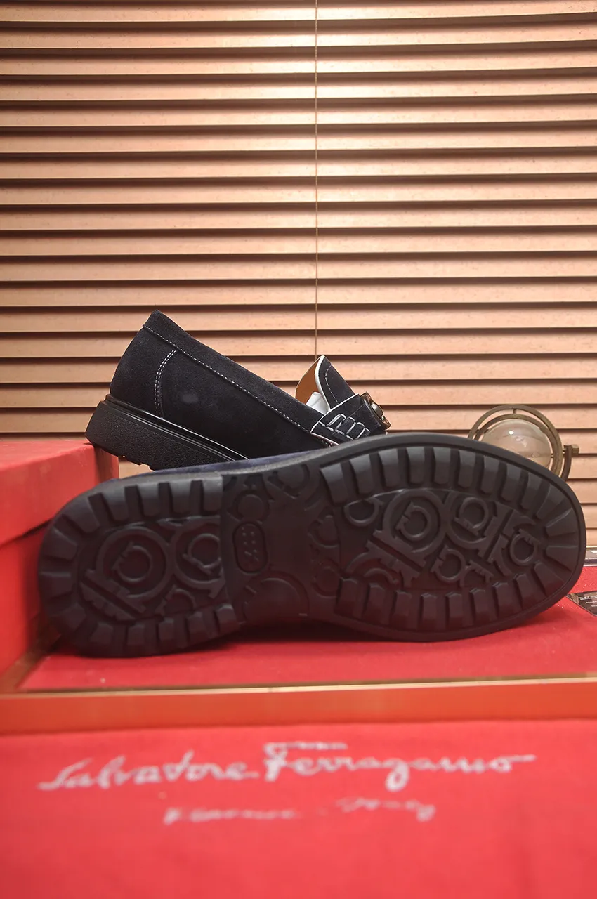Men's shoes 💰440💶[Ferragamo/Ferragamo] The latest model in the counter. Original imported high-quality cowhide with open sides + imported 🐂 water-dyed cowhide lining + original luxury metal buckle + original combined outsole. No pressure for comparison. 38--45 (45 is custom-made and cannot be returned or exchanged)